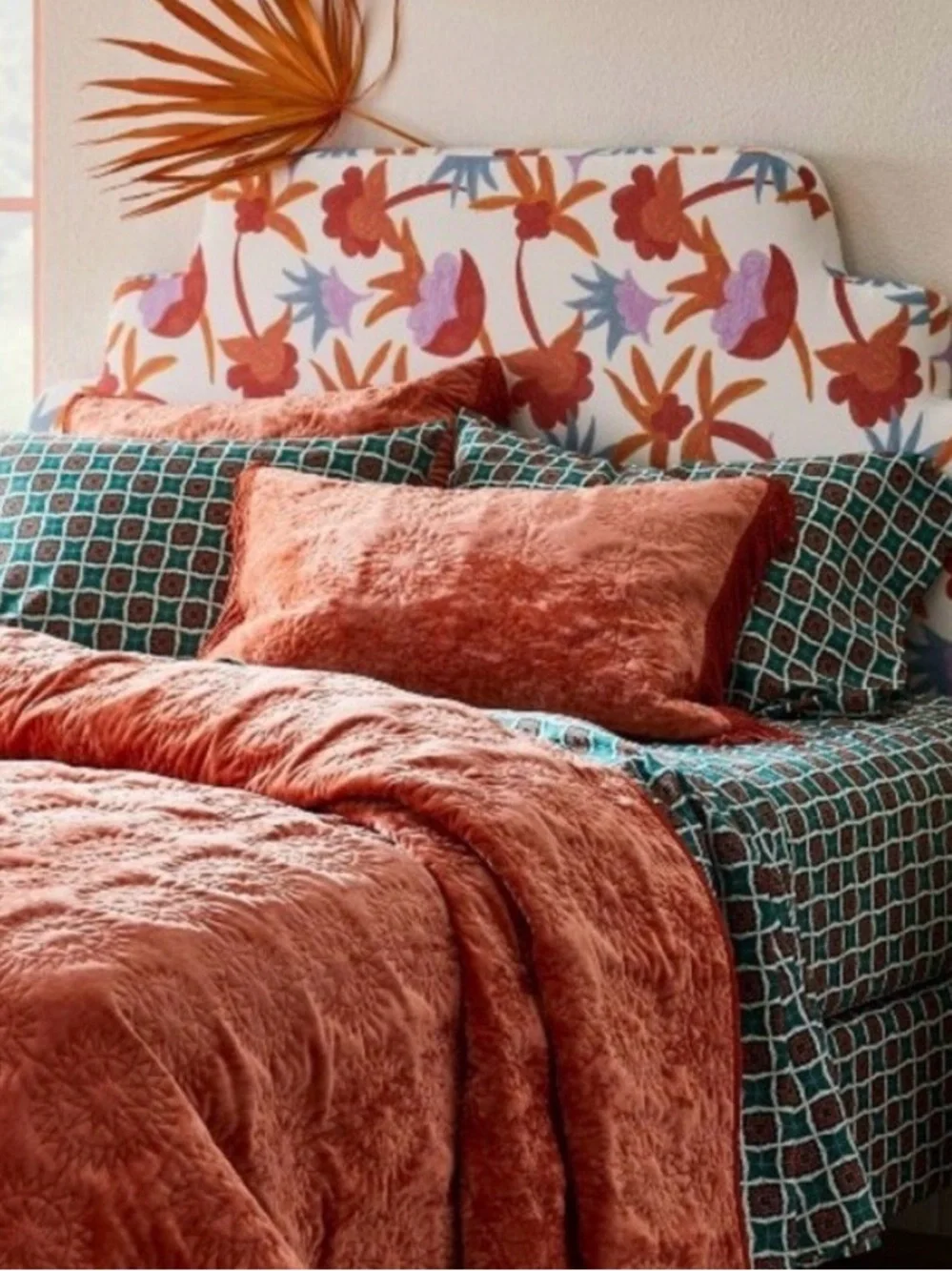 (2) Sun Stitched Vintage Velvet Quilt Sham Coral - Opalhouse EUC